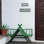 Casa Segunda Tías